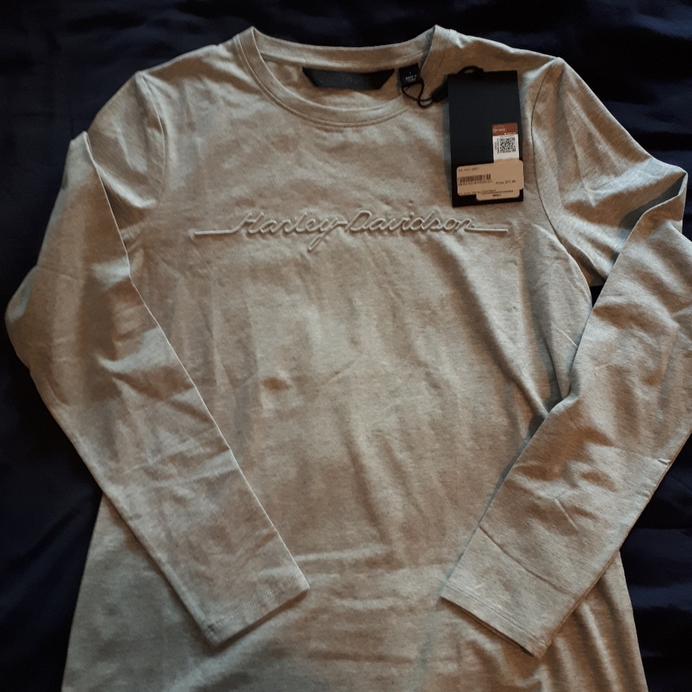 Long sleeved HD tshirt